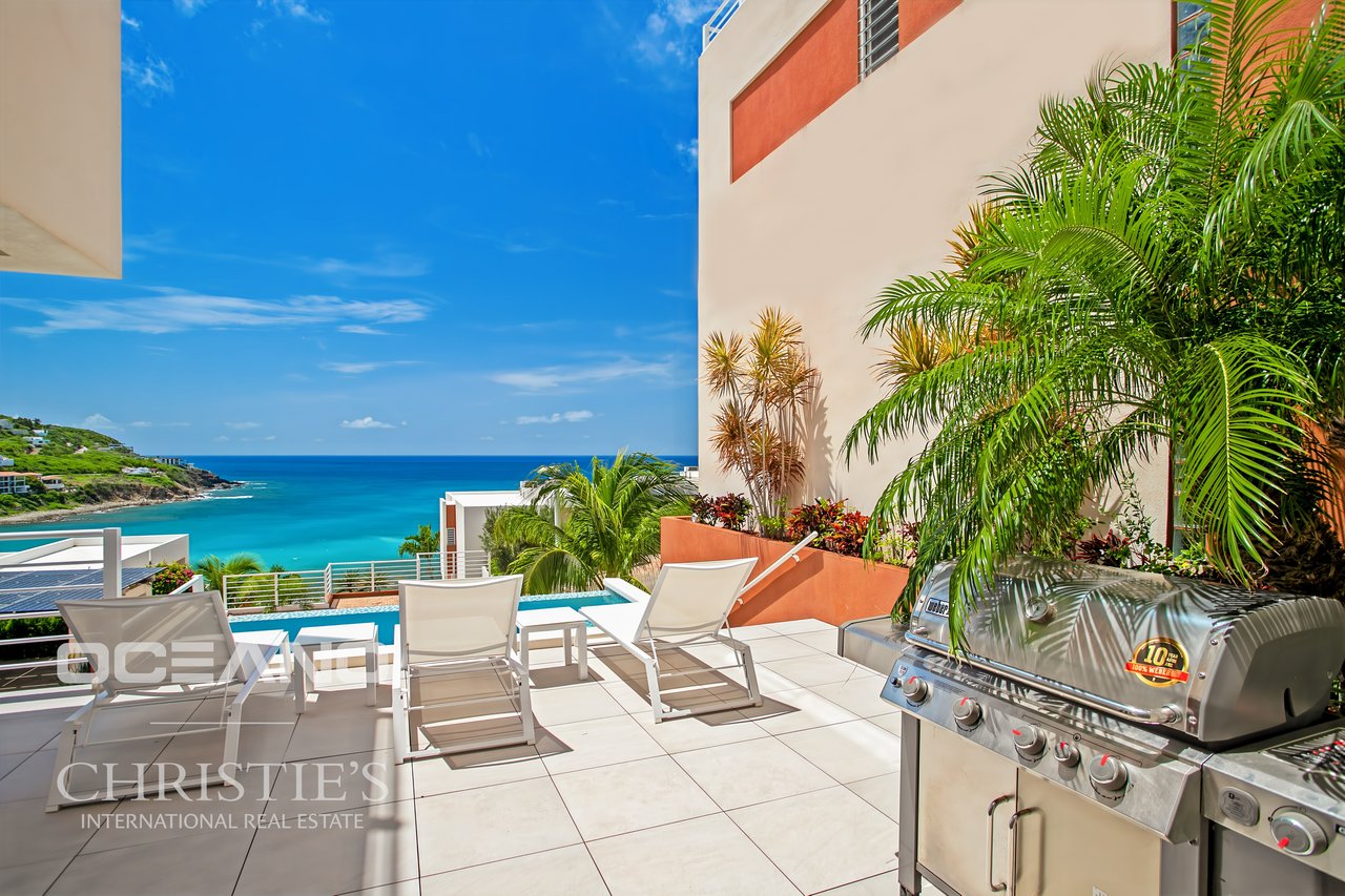 INDIGO BAY - ROOFTOP VILLA WITH OCEAN VIEW