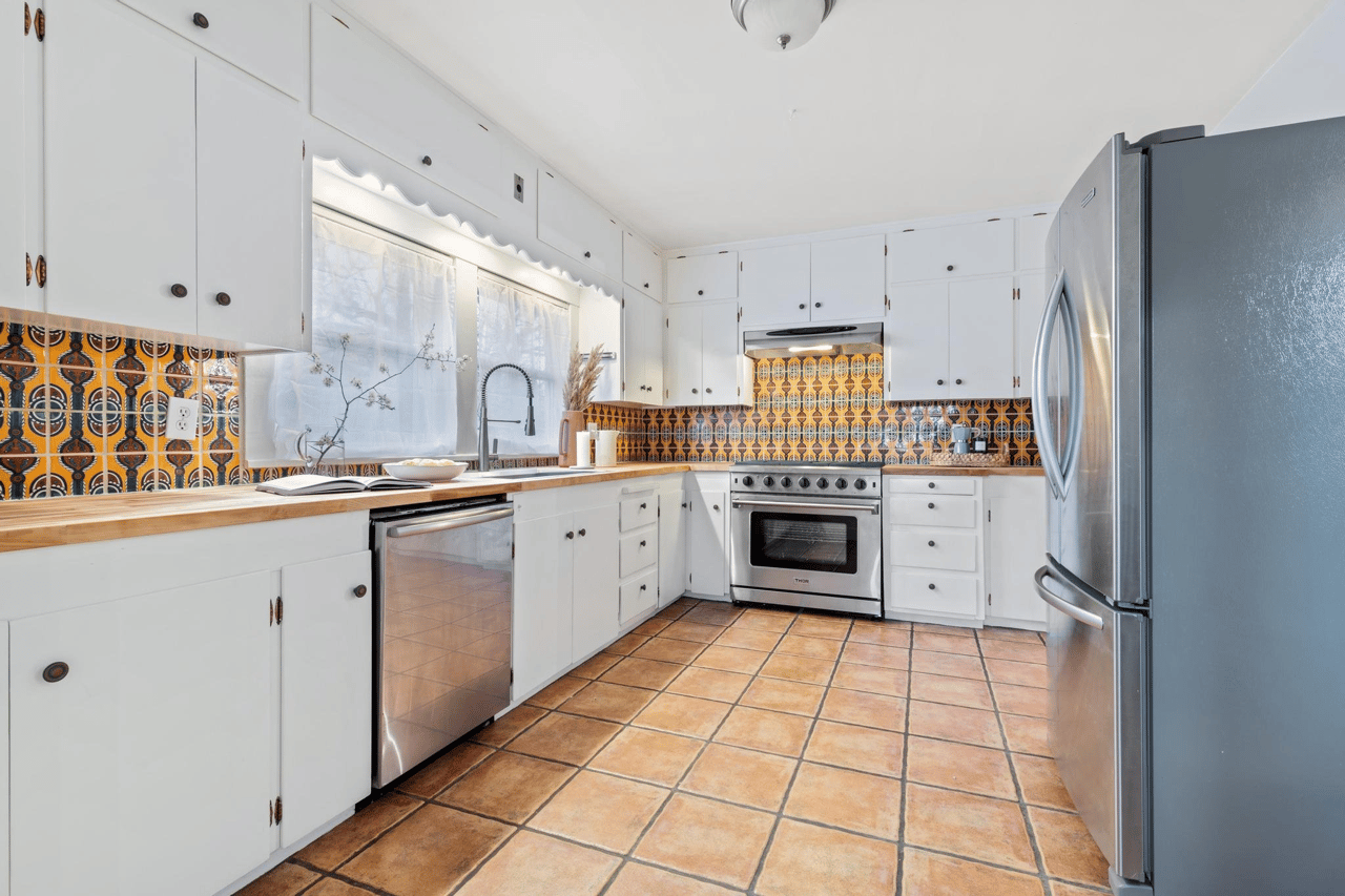 Just Listed: Charming Bungalow in Regis with Generous Backyard