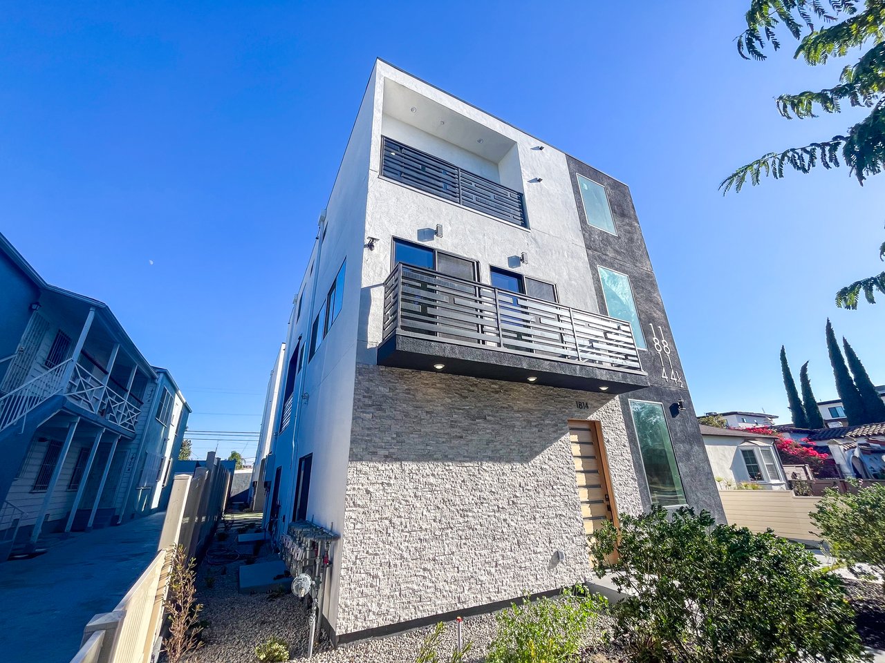 Brand-New 5-Unit Multifamily in Prime Los Angeles