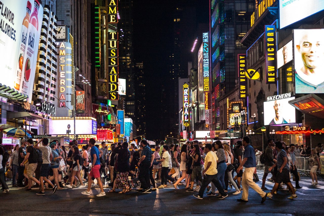 Exploring the Best Entertainment Venues in Manhattan Neighborhoods