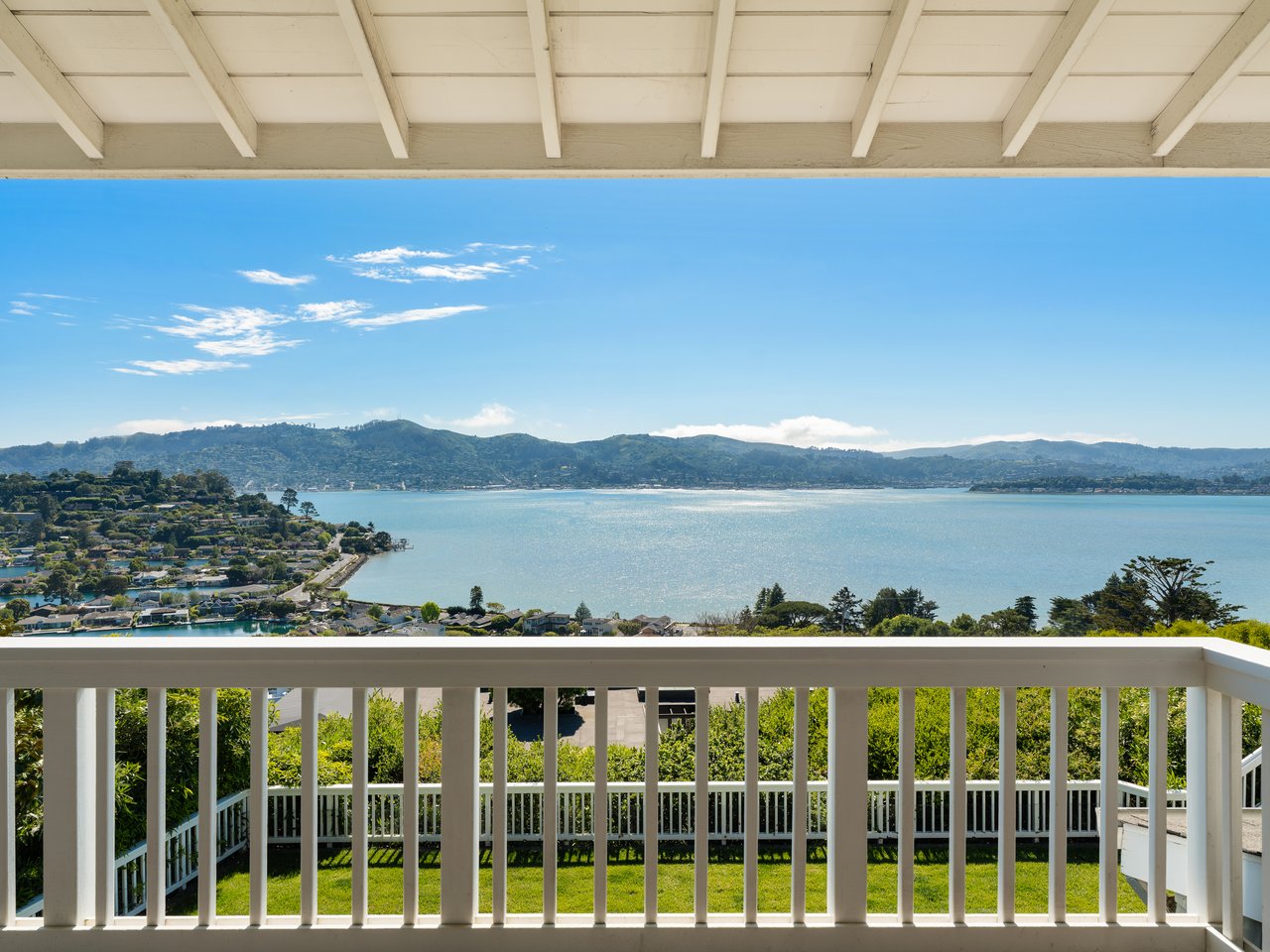 Extraordinary View Residence