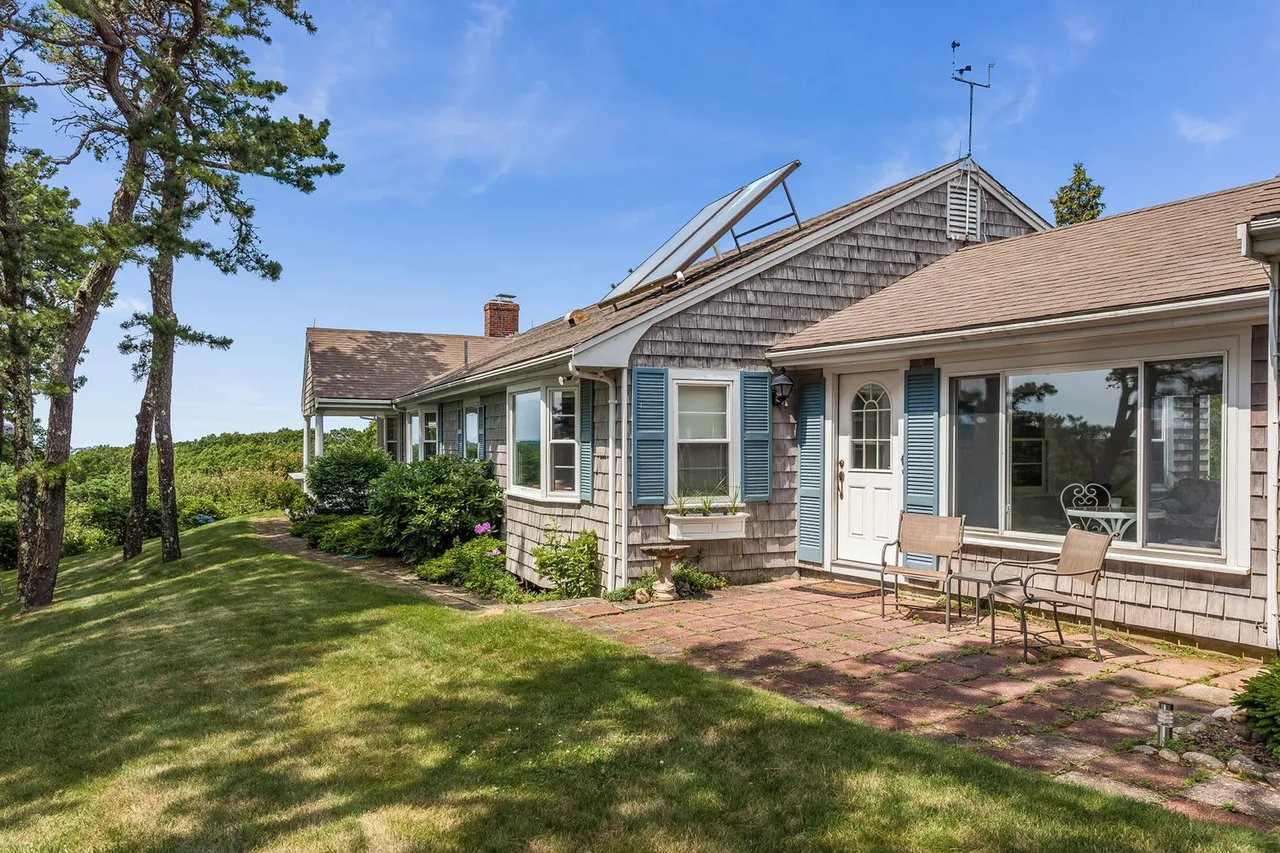 33 Fort Hill Rd