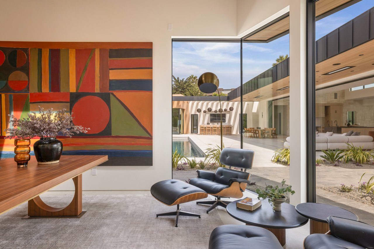 Ellice Street, Malibu