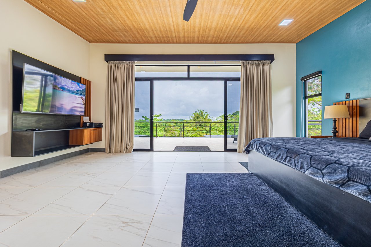 Casa Palma – Brand New Luxury 4BR/4.5BA Home with Stunning Sunset Views in Quepos