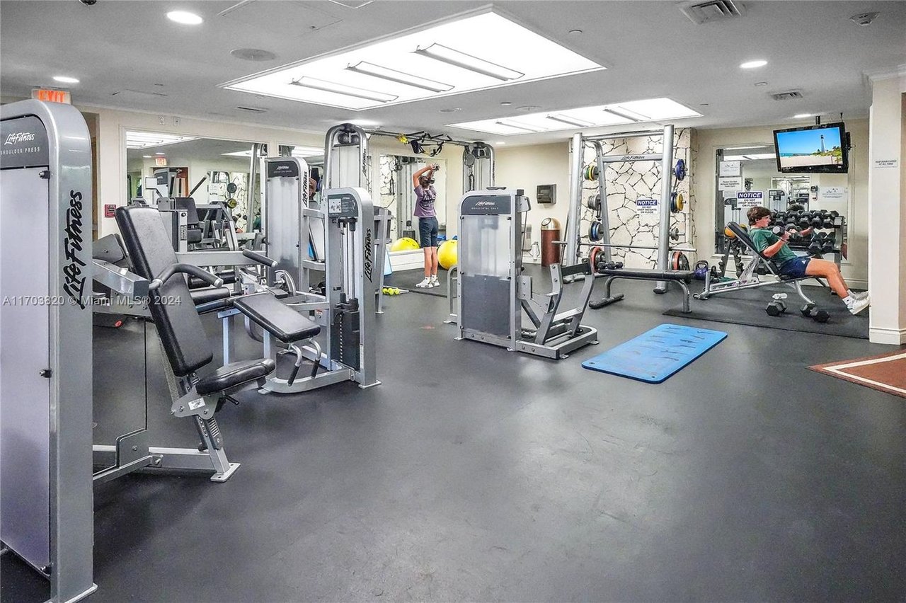 1121 Crandon Blvd, #E803