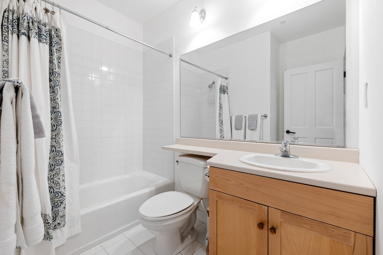 Convenient Long Trail House
