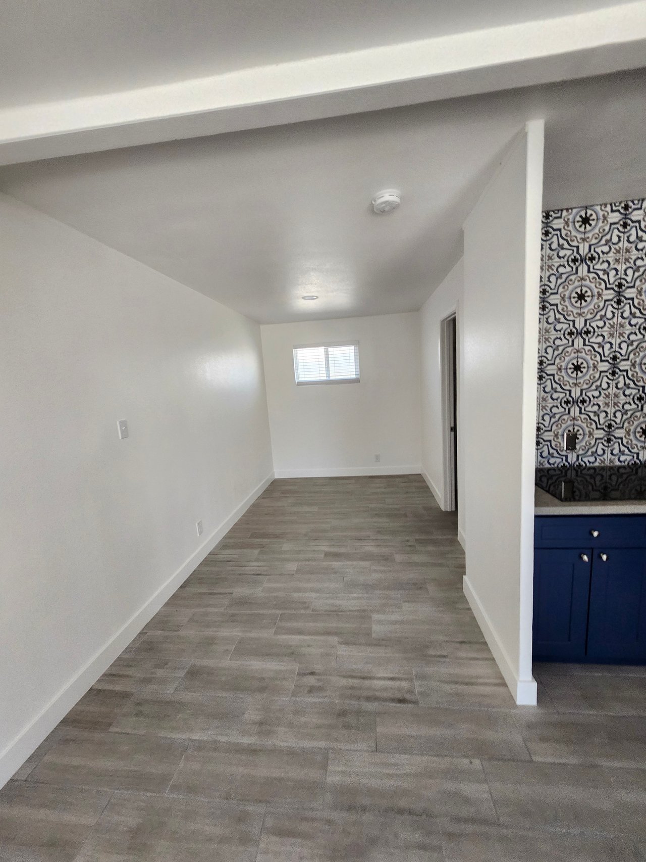 119 West New York Avenue #2