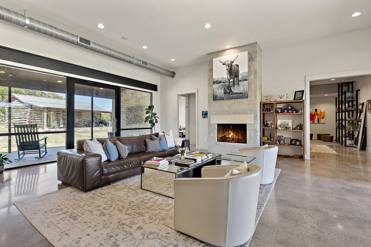 4813 Twin Acres Road