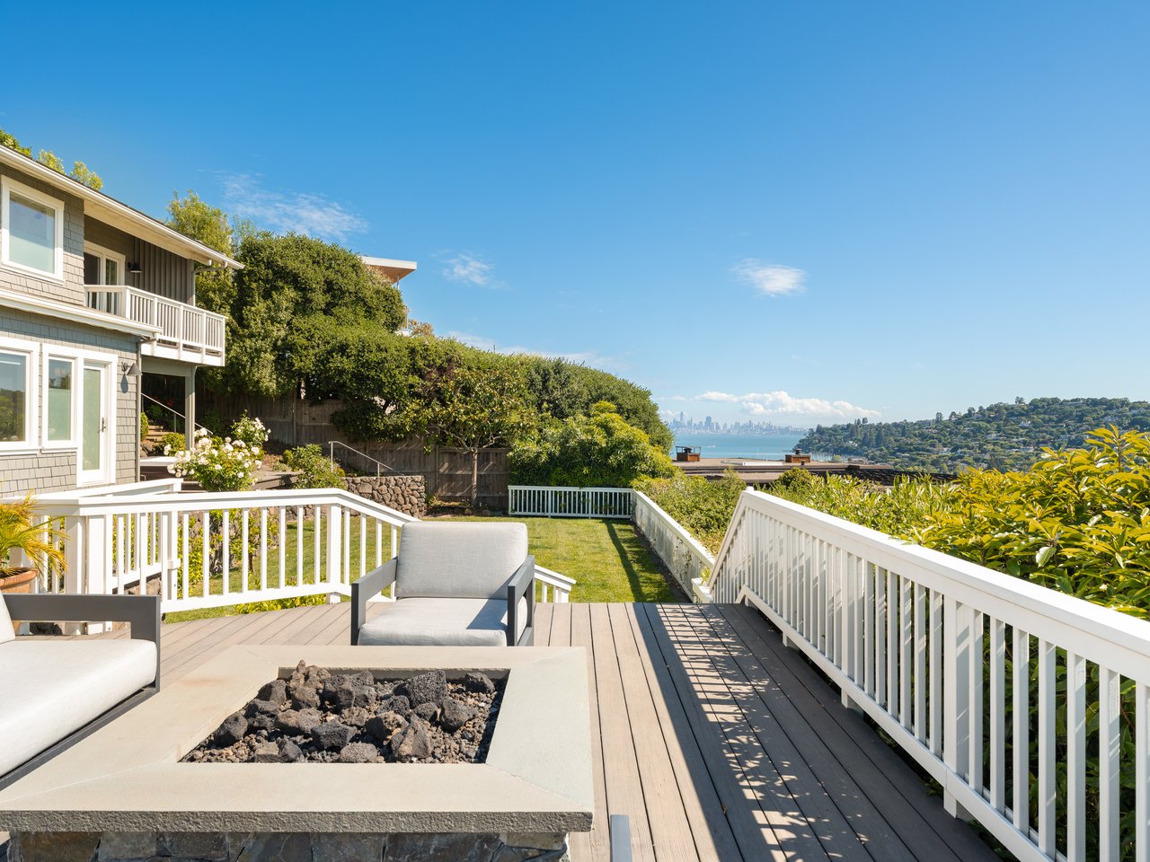 Extraordinary View Residence