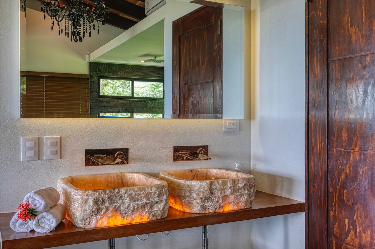 Beauty Villa- Ocean View in Uvita