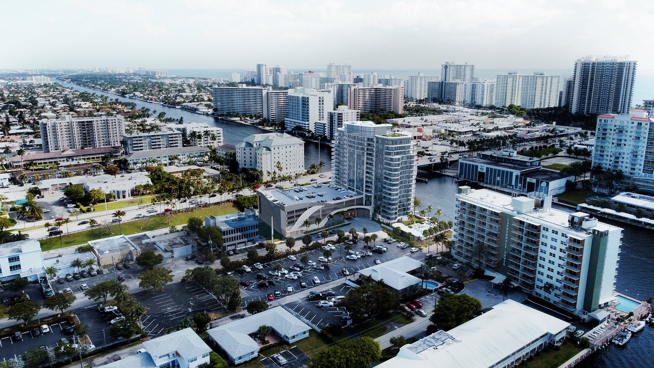3000 Waterside