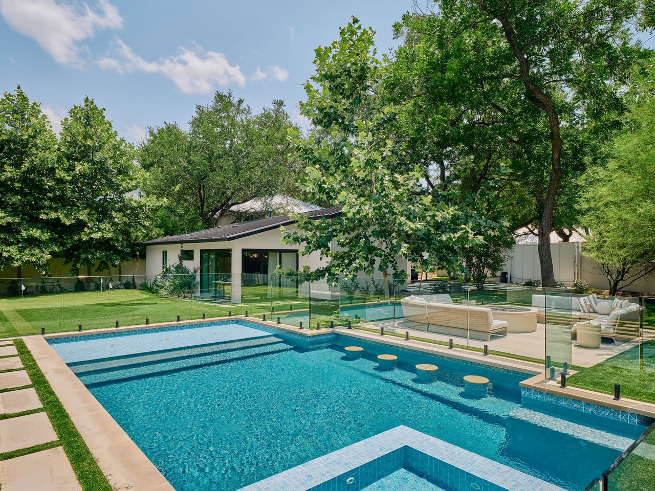 The Tarrytown Enclave | A Rare Compound in the Heart of Central Austin