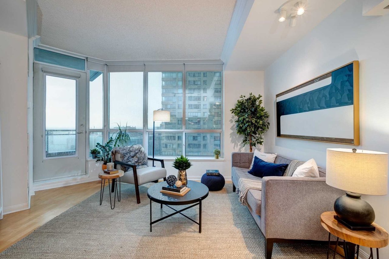 230 Queens Quay W, Ste 222