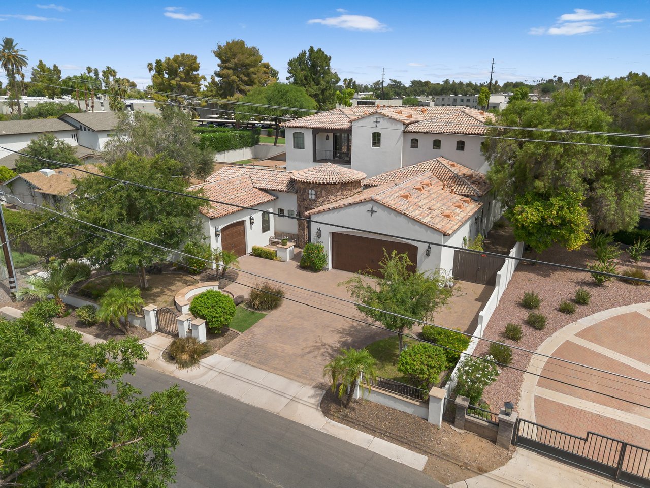 5807 E ORANGE BLOSSOM Lane