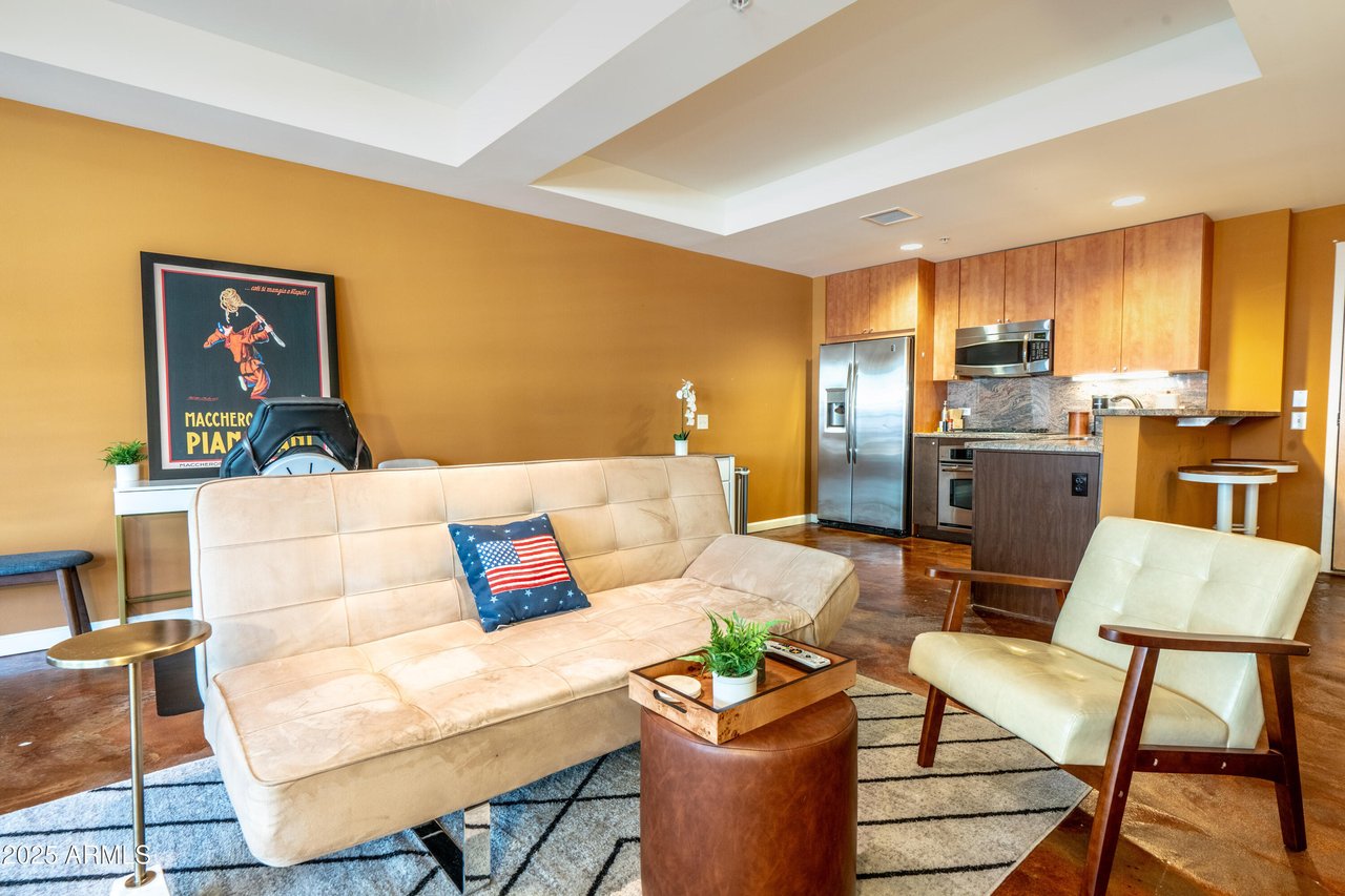 7137 E Rancho Vista Dr, #3003