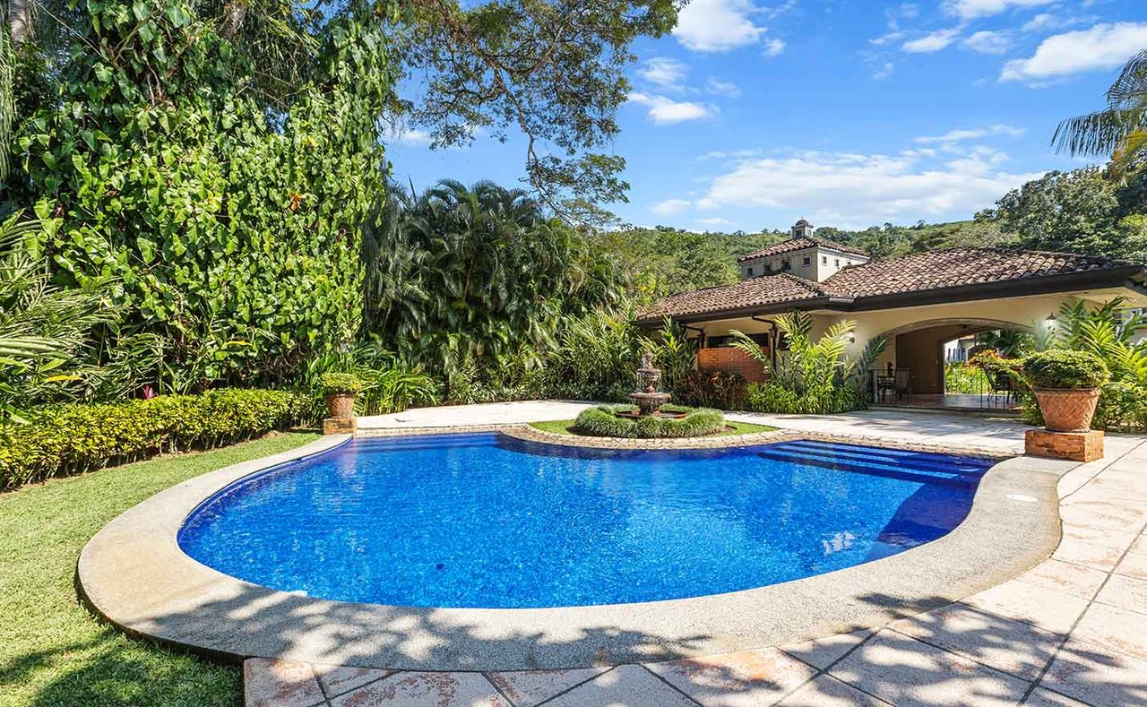 Private Luxury Estate Near Los Sueños Resort & Marina -La Estancia 