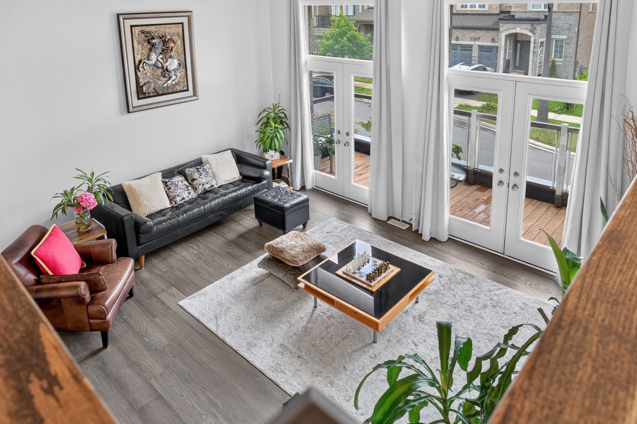 3364 Vernon Powell Drive, Oakville