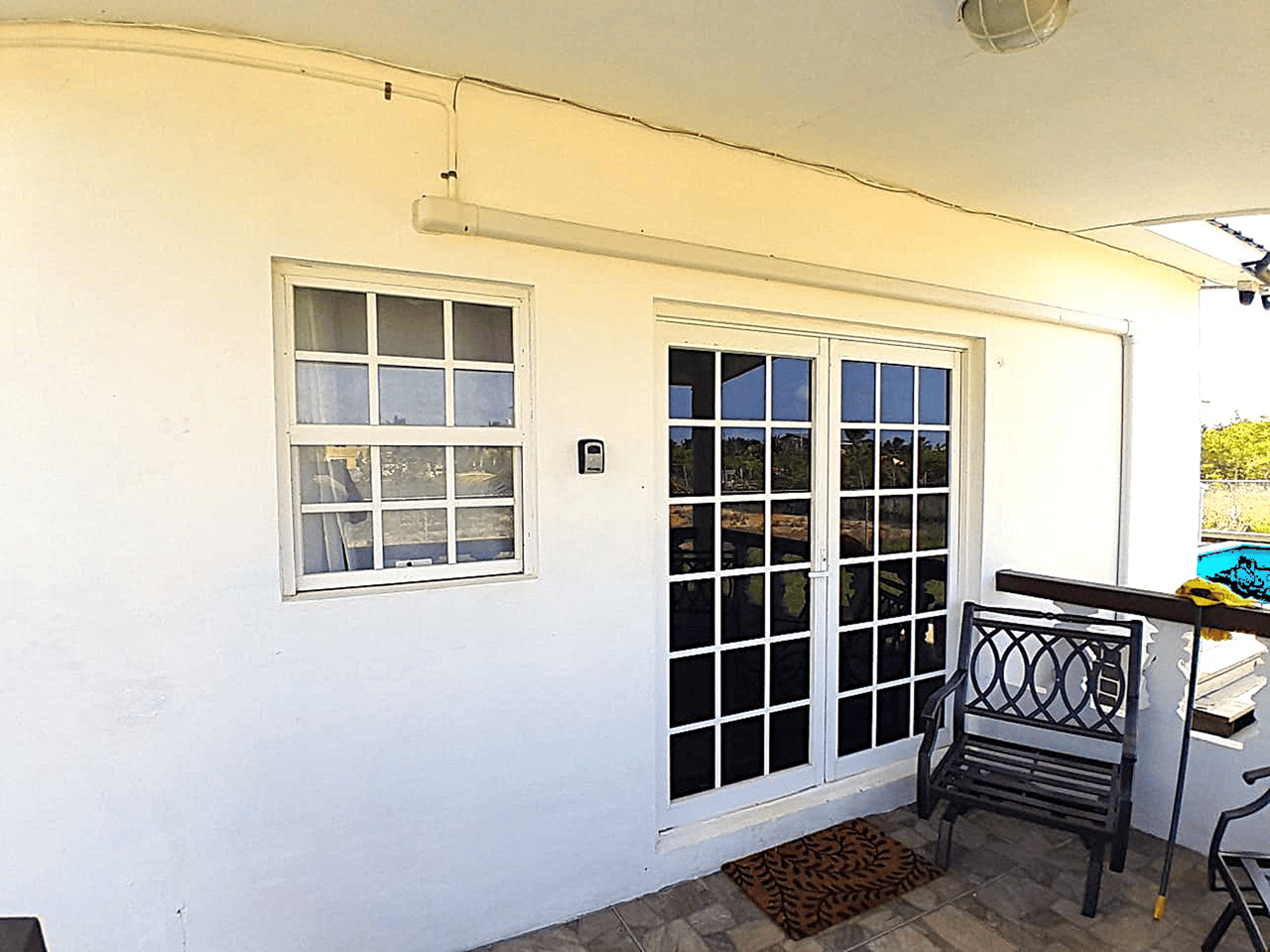 Suburban Comfort 1 bedroom apartment