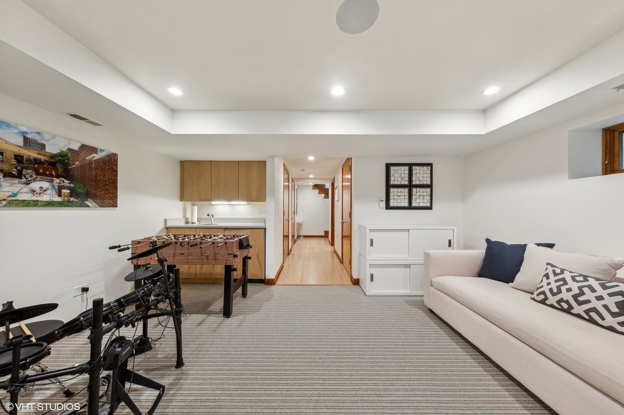 1841 N Orleans St, Chicago, IL 60614