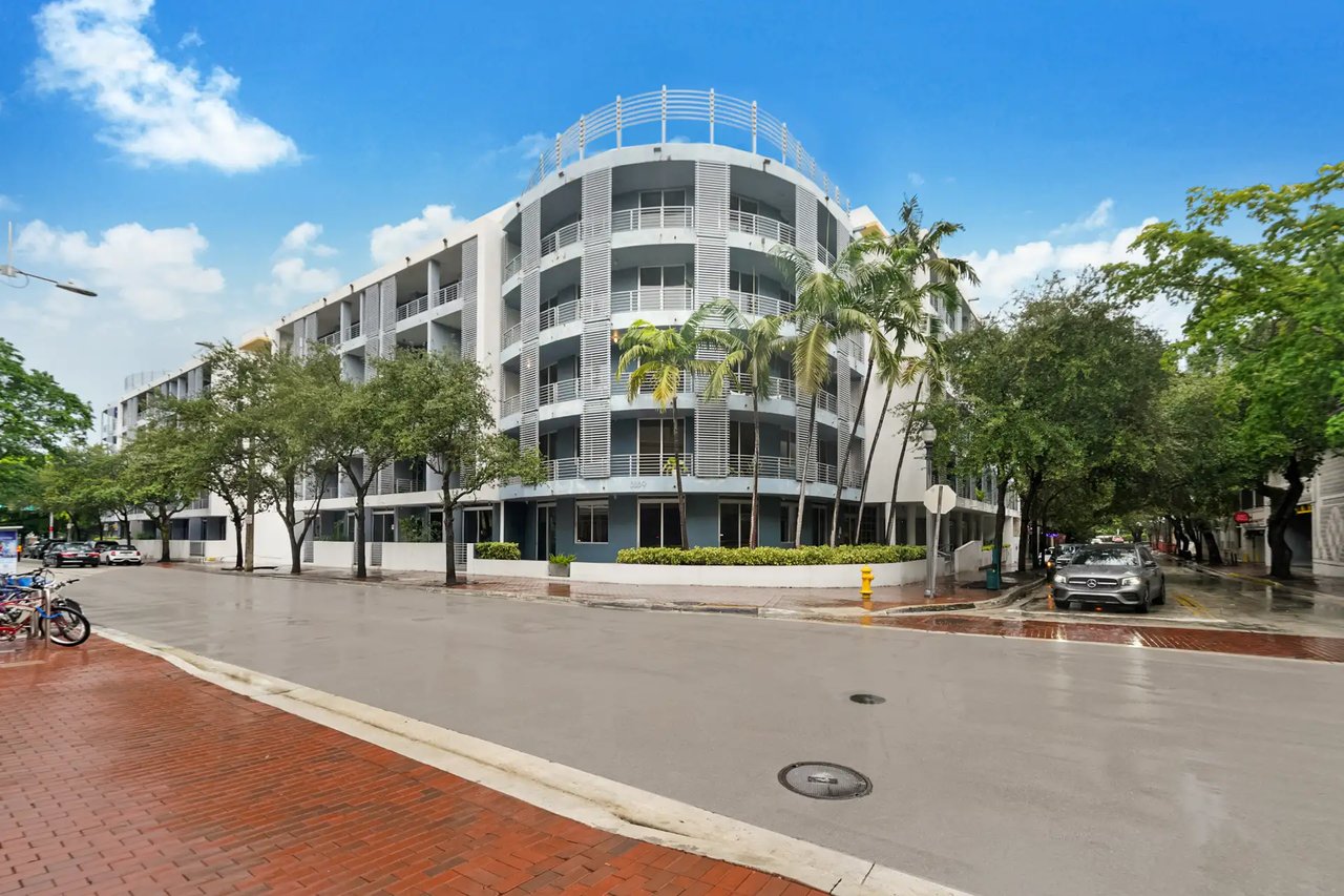 3339 Virginia Street # 301