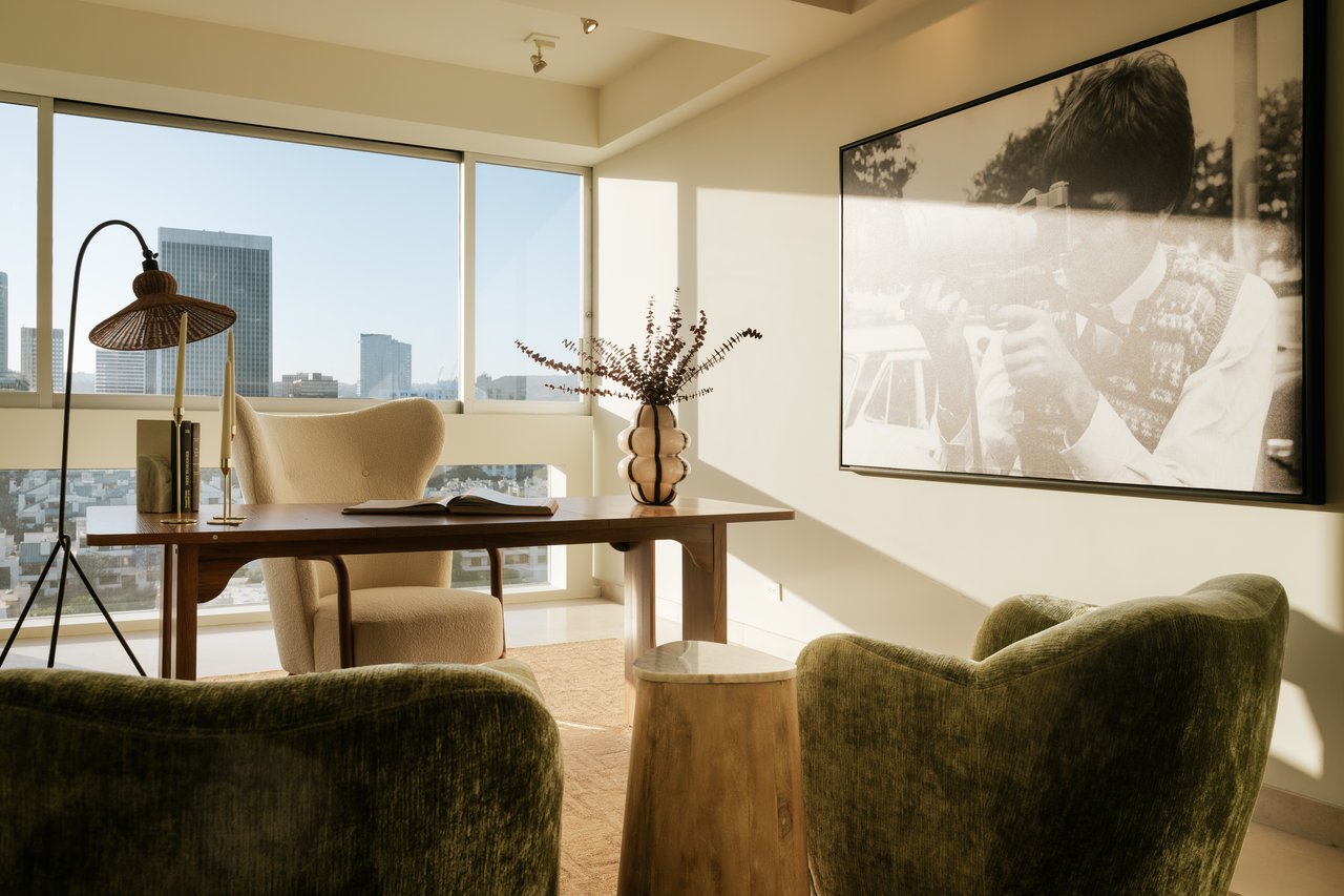 2222 Avenue Of The Stars Unit: 1404