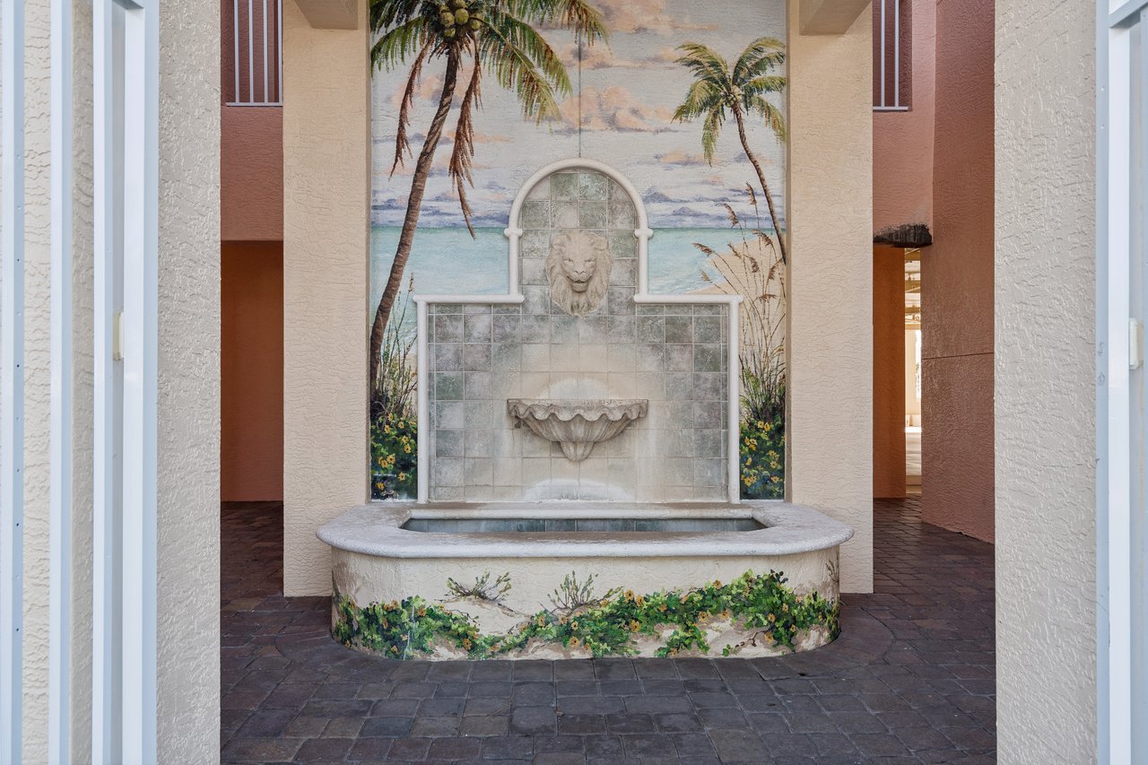 170 Lenell Rd 403 - Palm Harbor Club