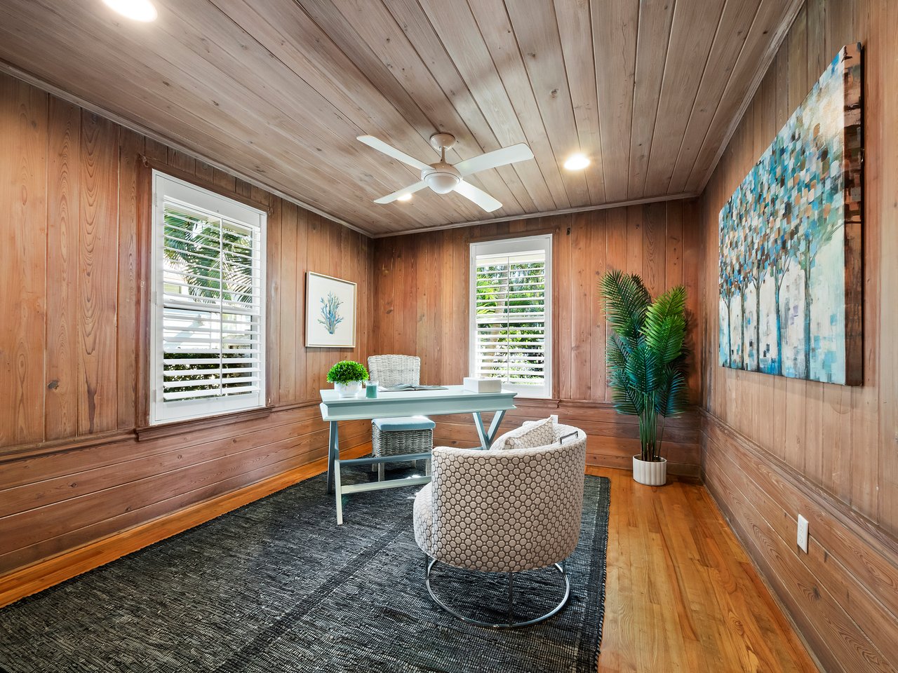 1930 ALTA VISTA ST