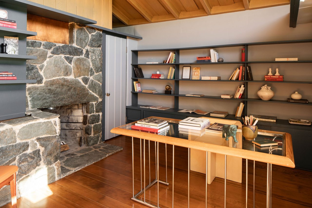 The Van Dekker House, Master architect R. M. Schindler