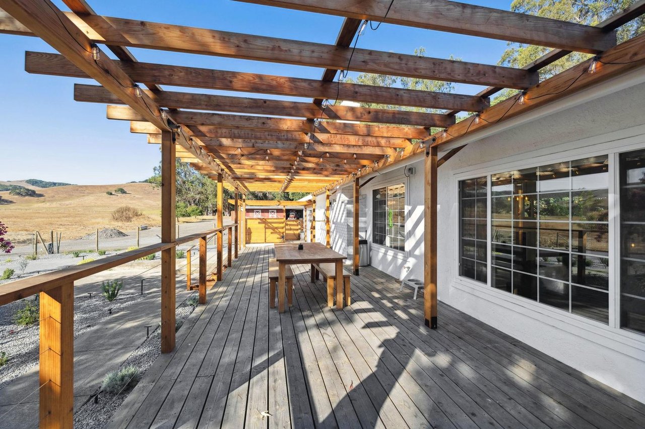 Your Dream Modern Country Retreat Awaits at 223 Wilson Hill Rd, Petaluma