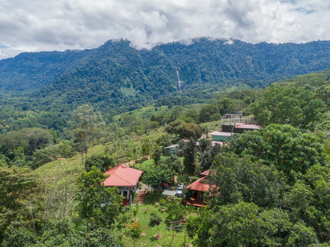 Baru, 2 bdrm home + studio casita Diamonte waterfall view