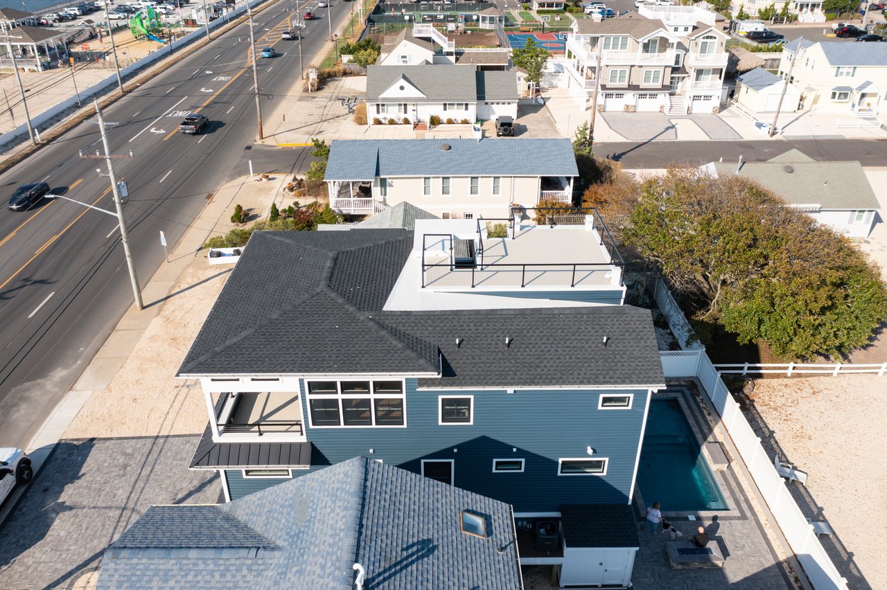 7009 Long Beach Blvd