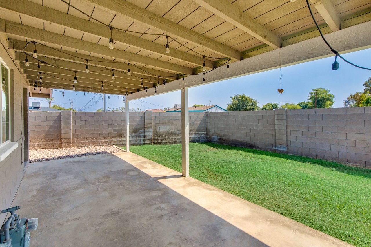 821 E Cavalier Dr.