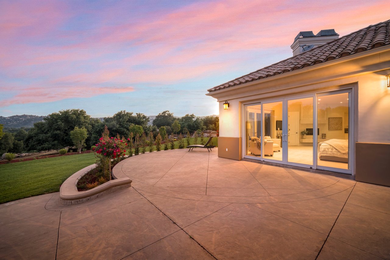 41555 Avenida Conchita
