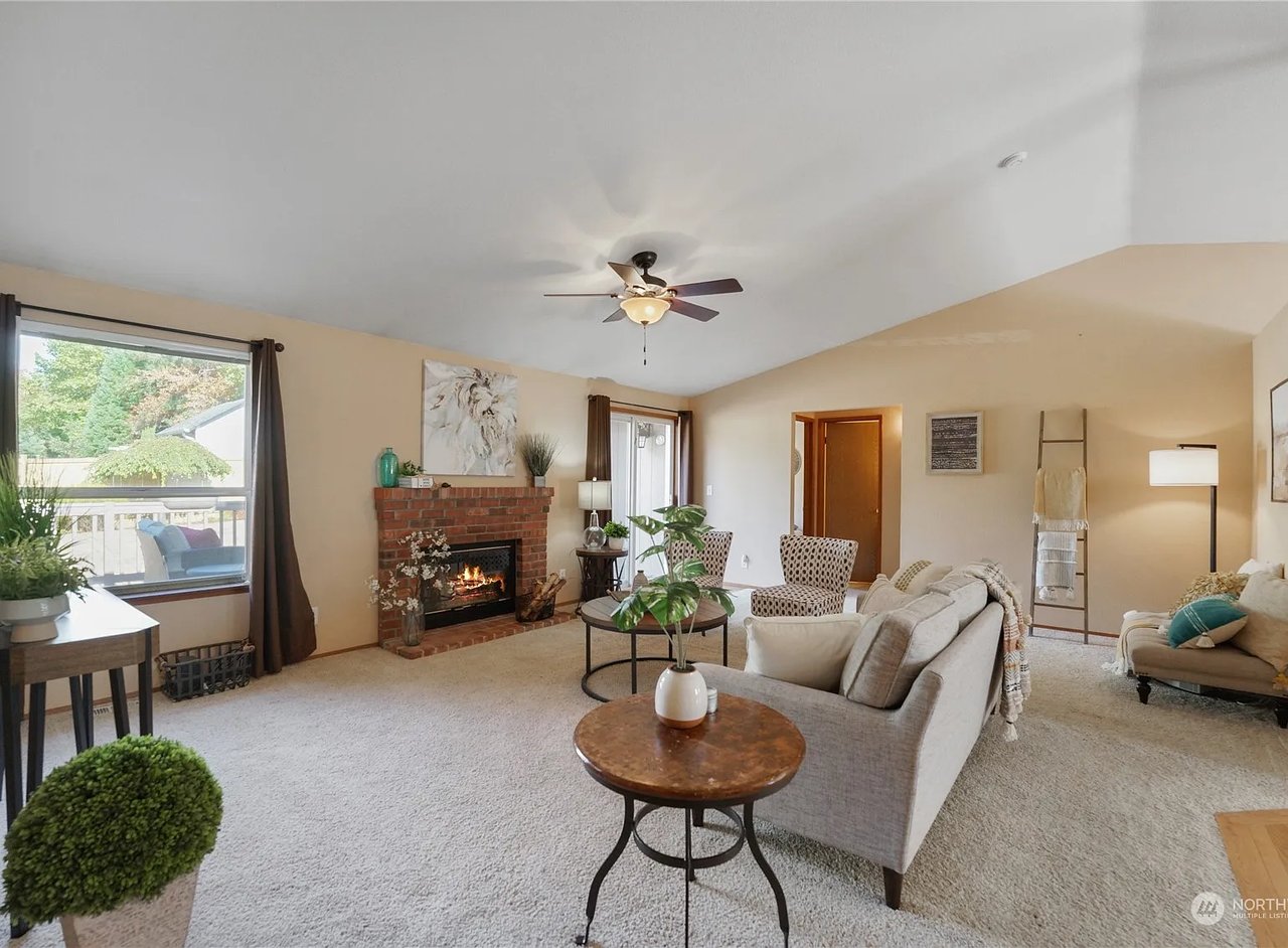 20907 116th Street E