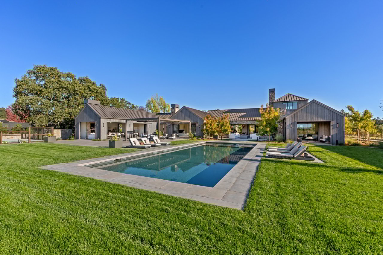World Class Napa Valley Compound