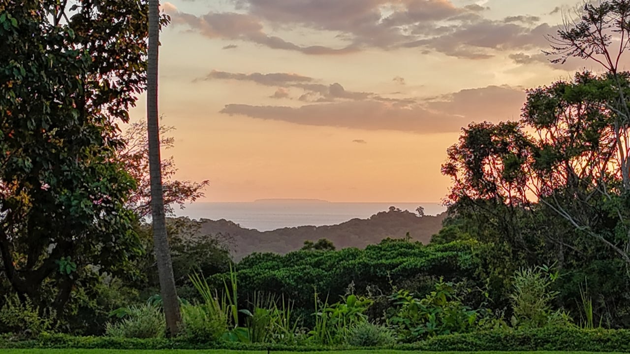 Private Modern Tropical Paradise Home For Sale in Ojochal, Costa Rica
