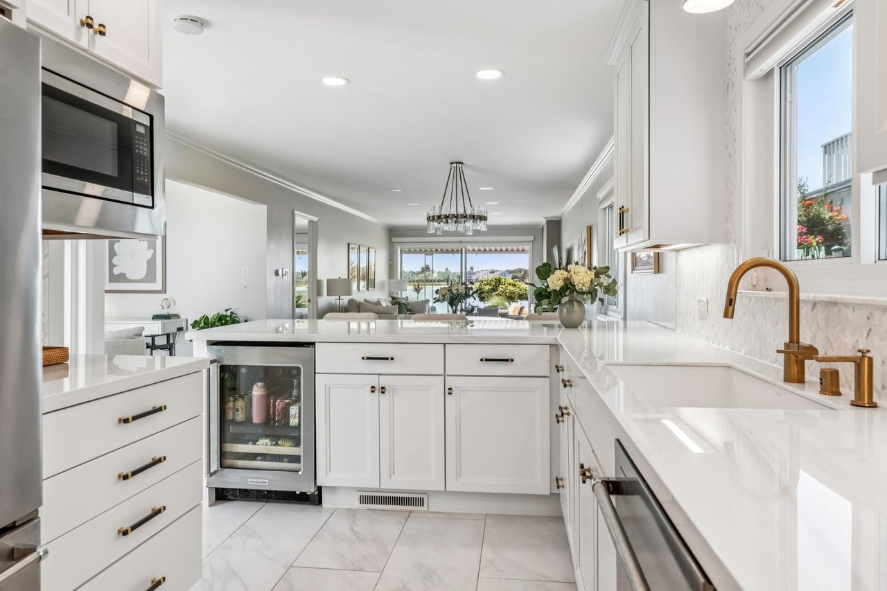 2916 Bayview Drive, Alameda, 94501