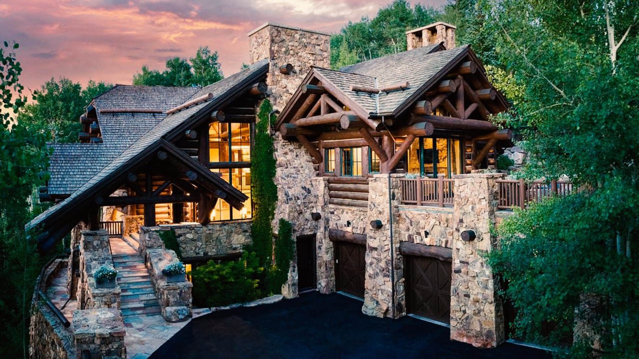 Why the Luxury Real Estate Market Is Looking Brighter for 2025