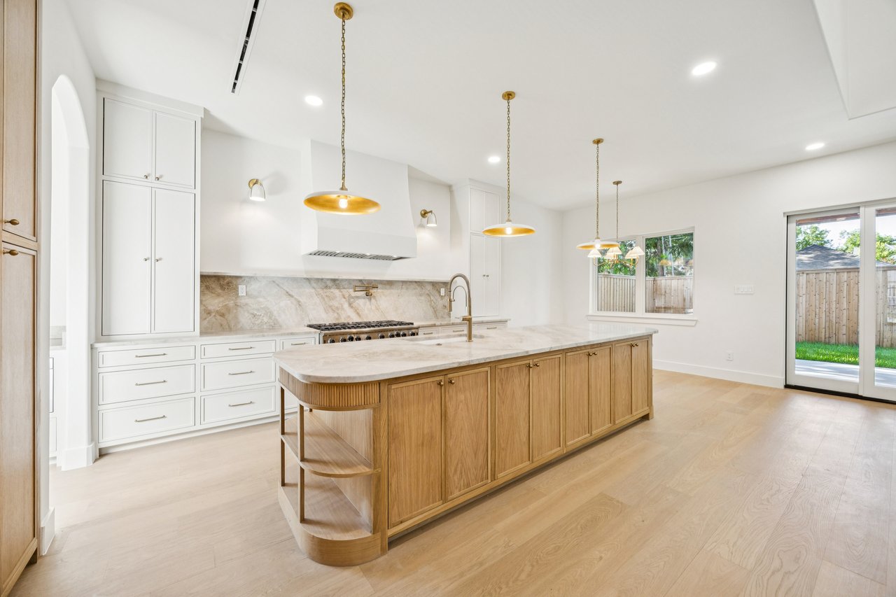 6222 Anita Street