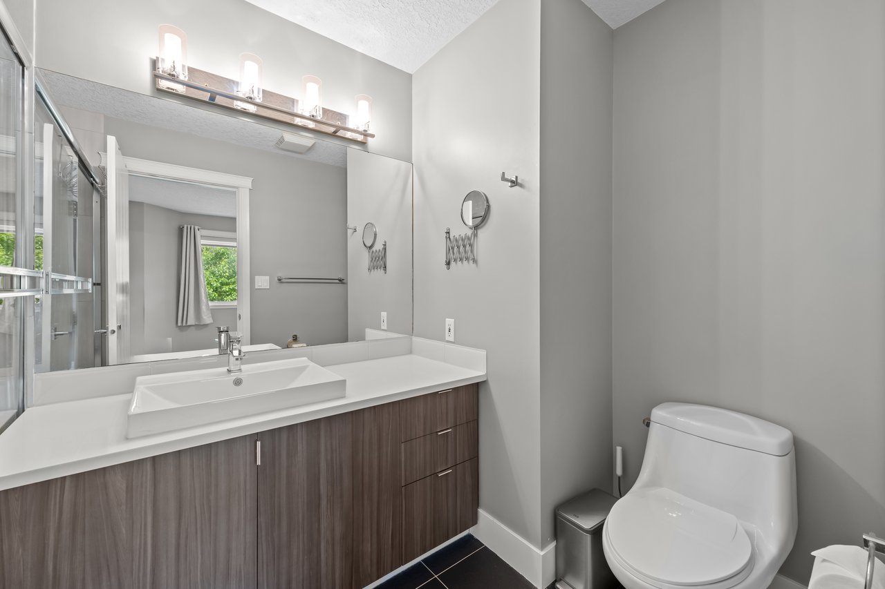 1728 36 Avenue SW Unit: 2