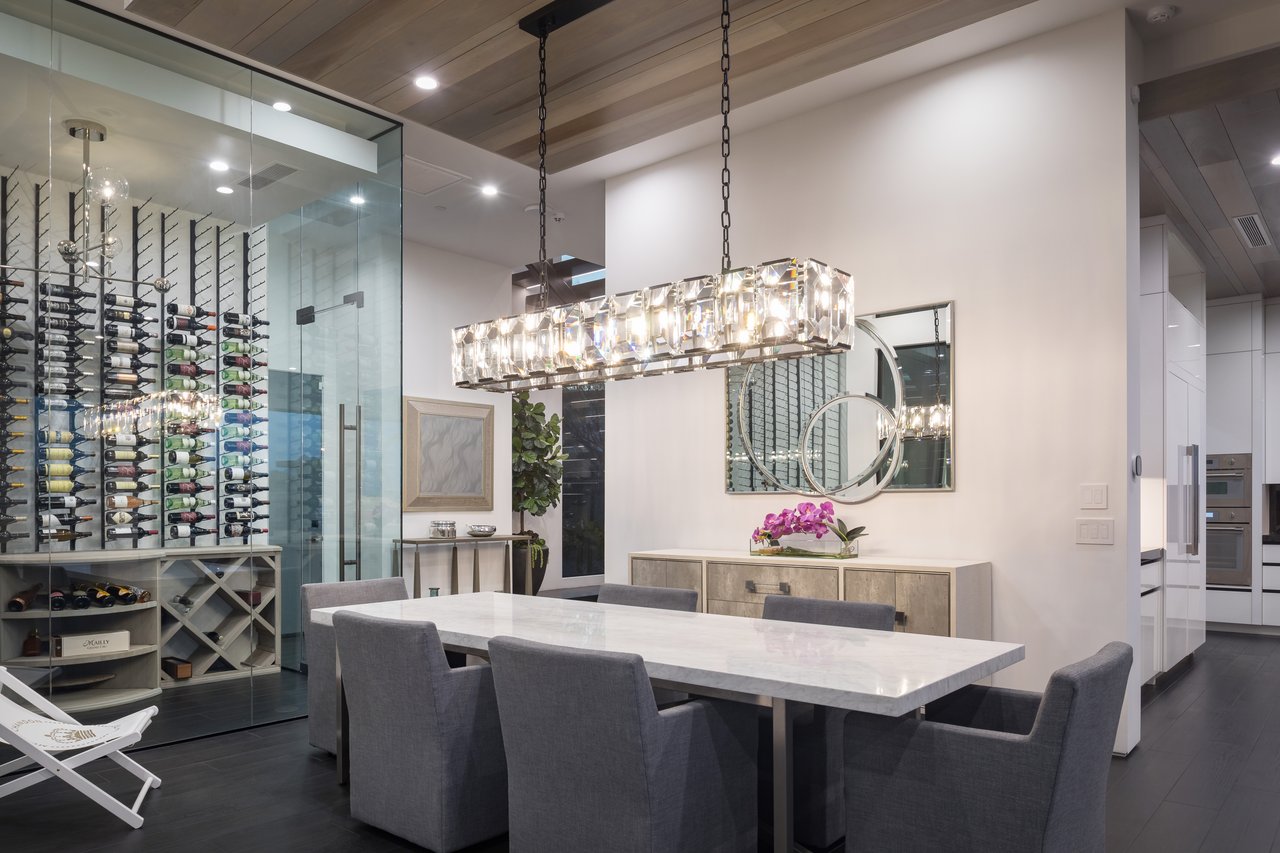 34 Sun Glow Ln, Las Vegas, NV 89135