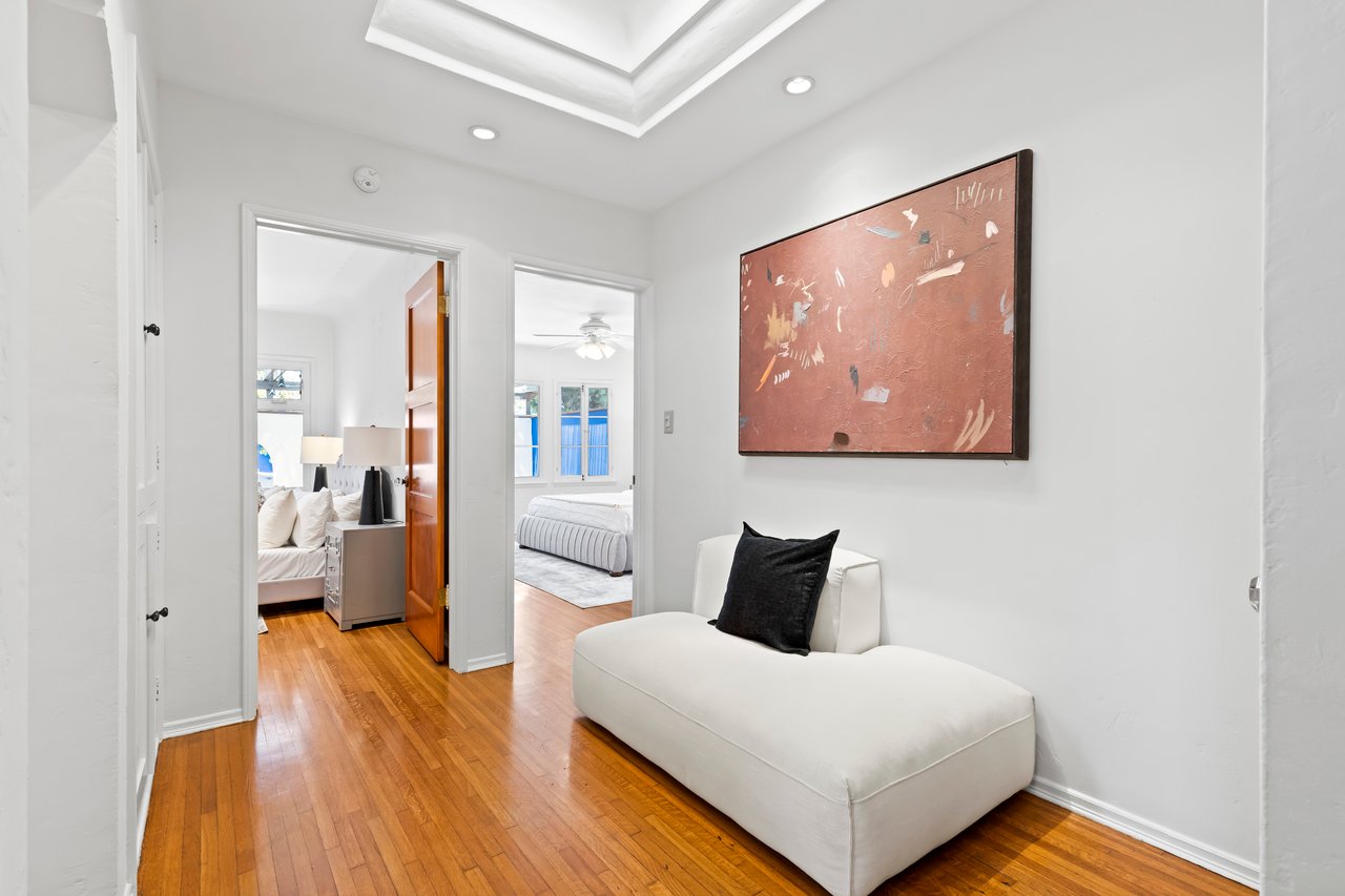 1335 S Sierra Bonita Ave, Wilshire Vista