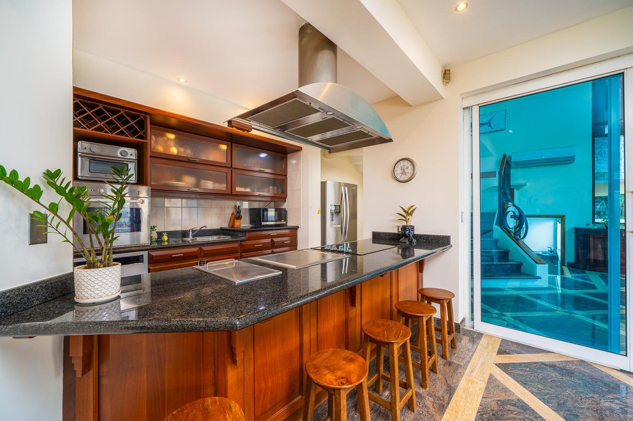 Casa Nikita | 4-Bedroom Ocean View Villa with Pool Near Potrero Beach