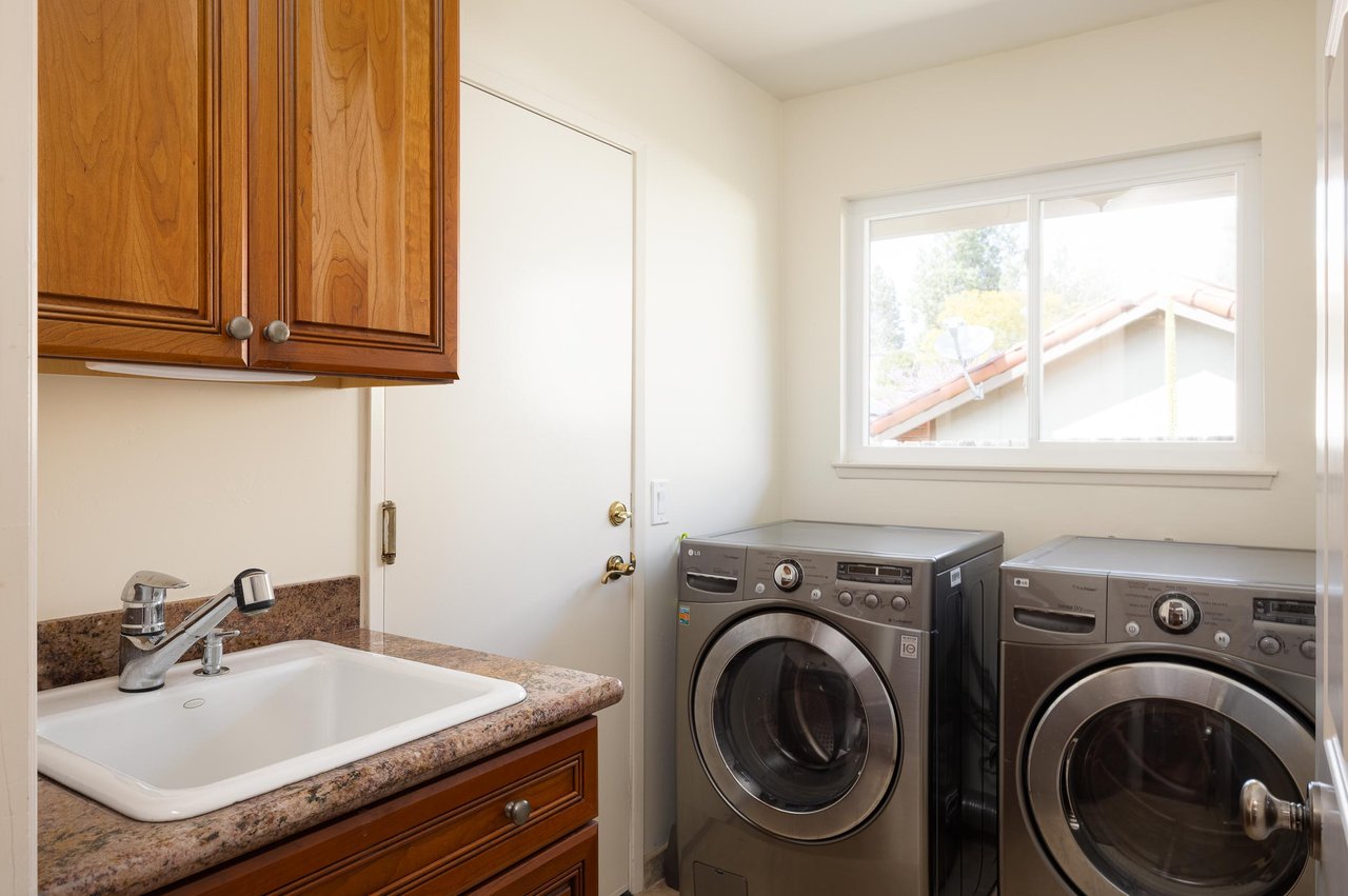 17205 Vendor Pl