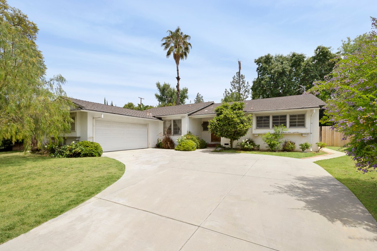 8326 Fable Ave, West Hills 