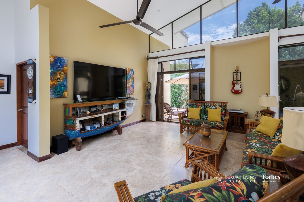 21473 - House with 4 bedrooms, pool, gardens and sea view, Esterillos Beach