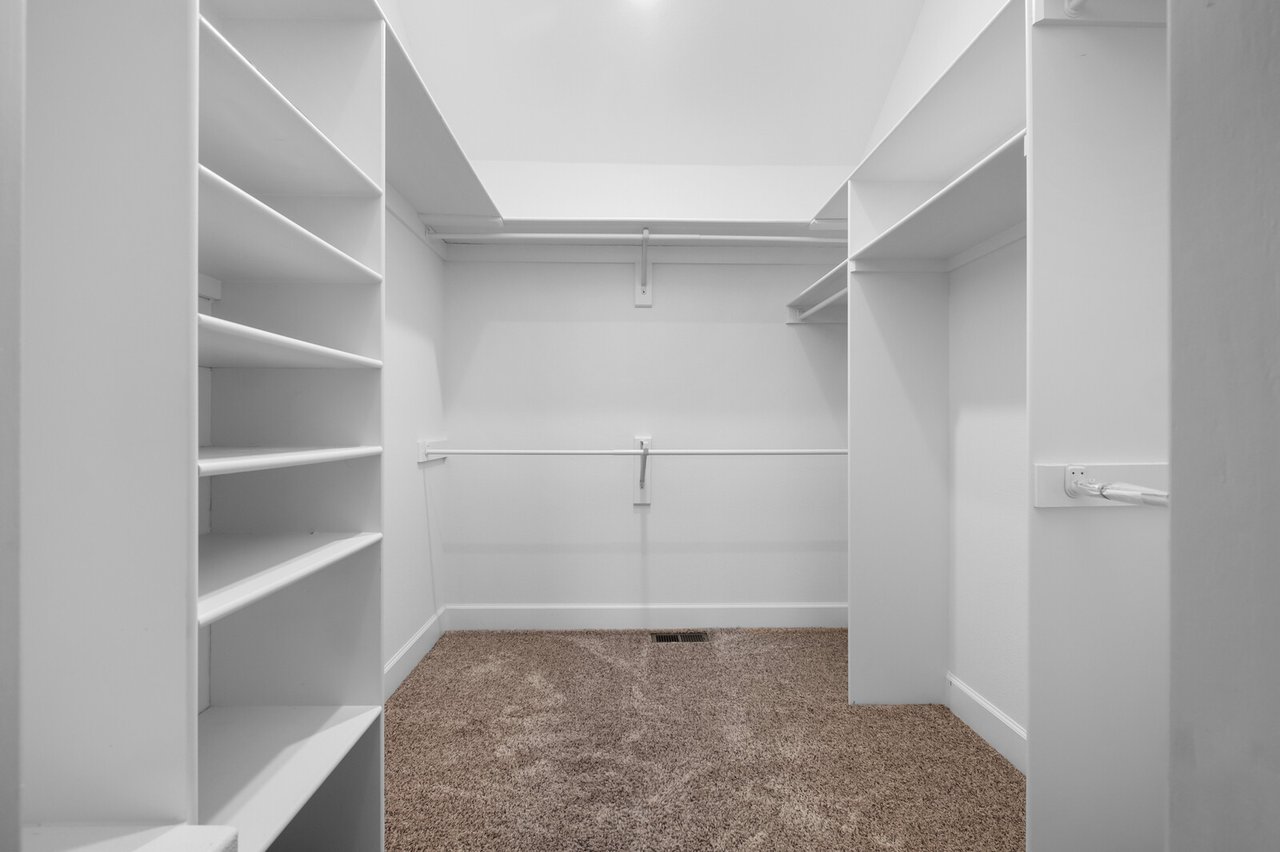 19123 Hill Rd, Springdale, AR 72764