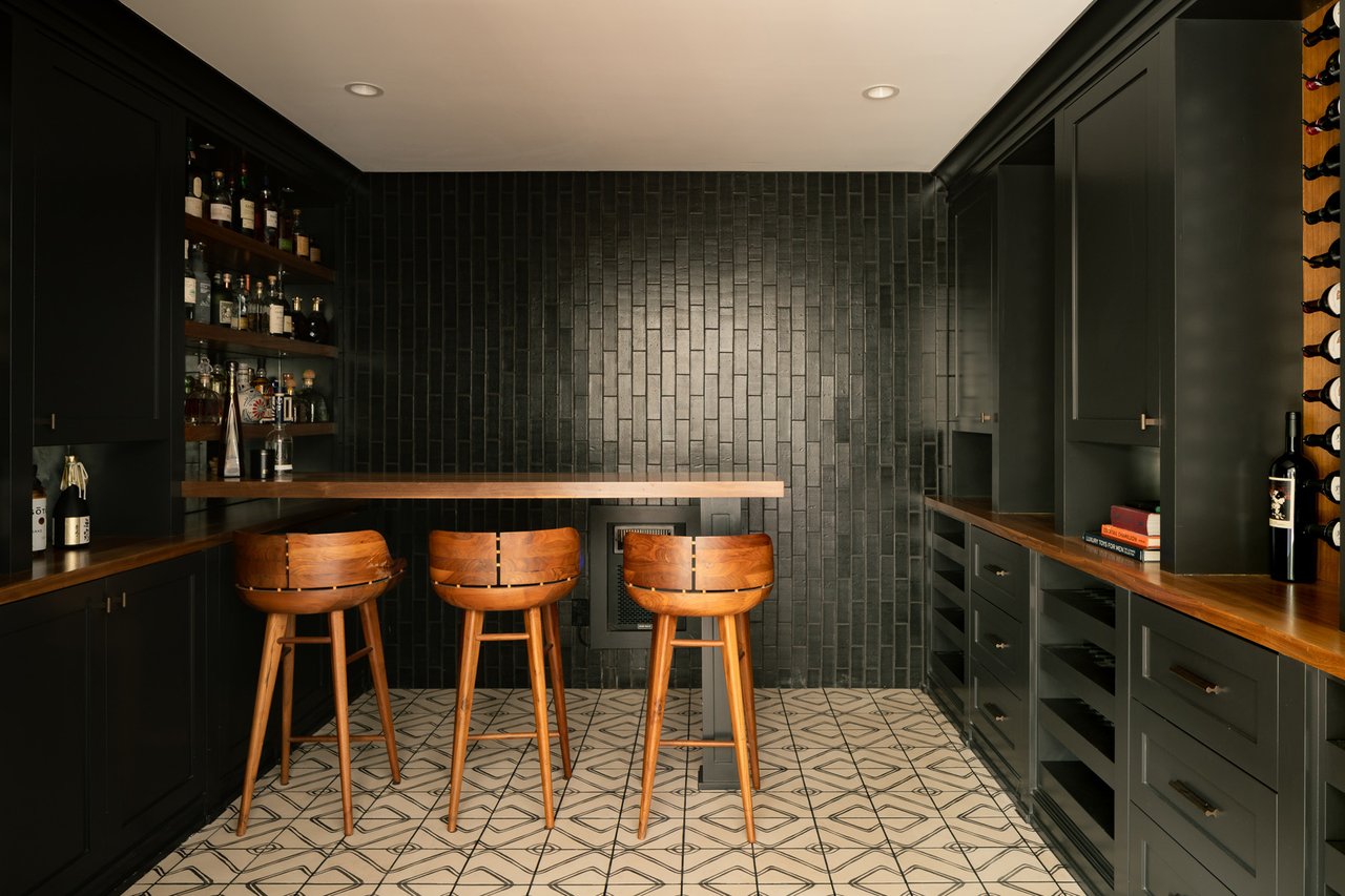 2 Royal Saint George Road