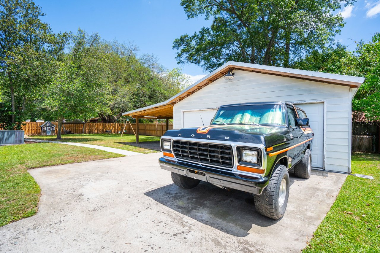 1915 Aichele Drive