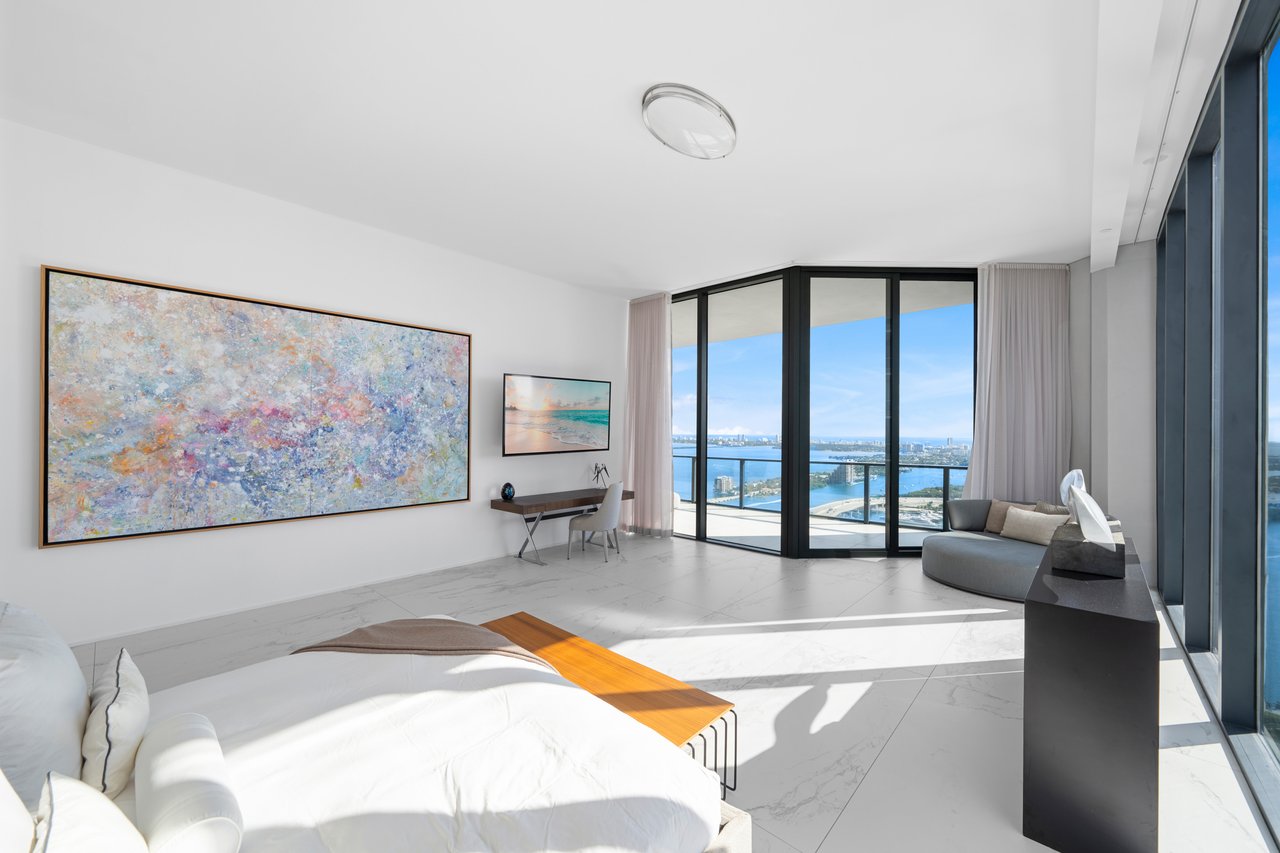 One Thousand Museum Lower Penthouse 4901